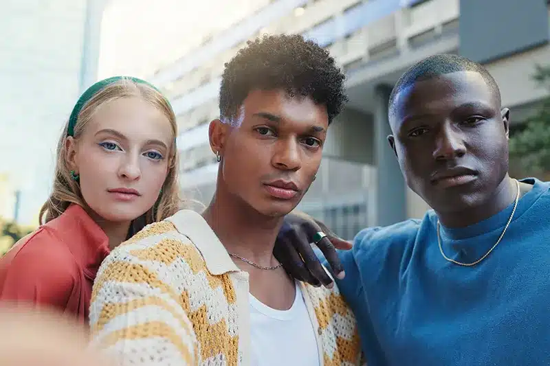 3 Young Adults 246058068 L 800