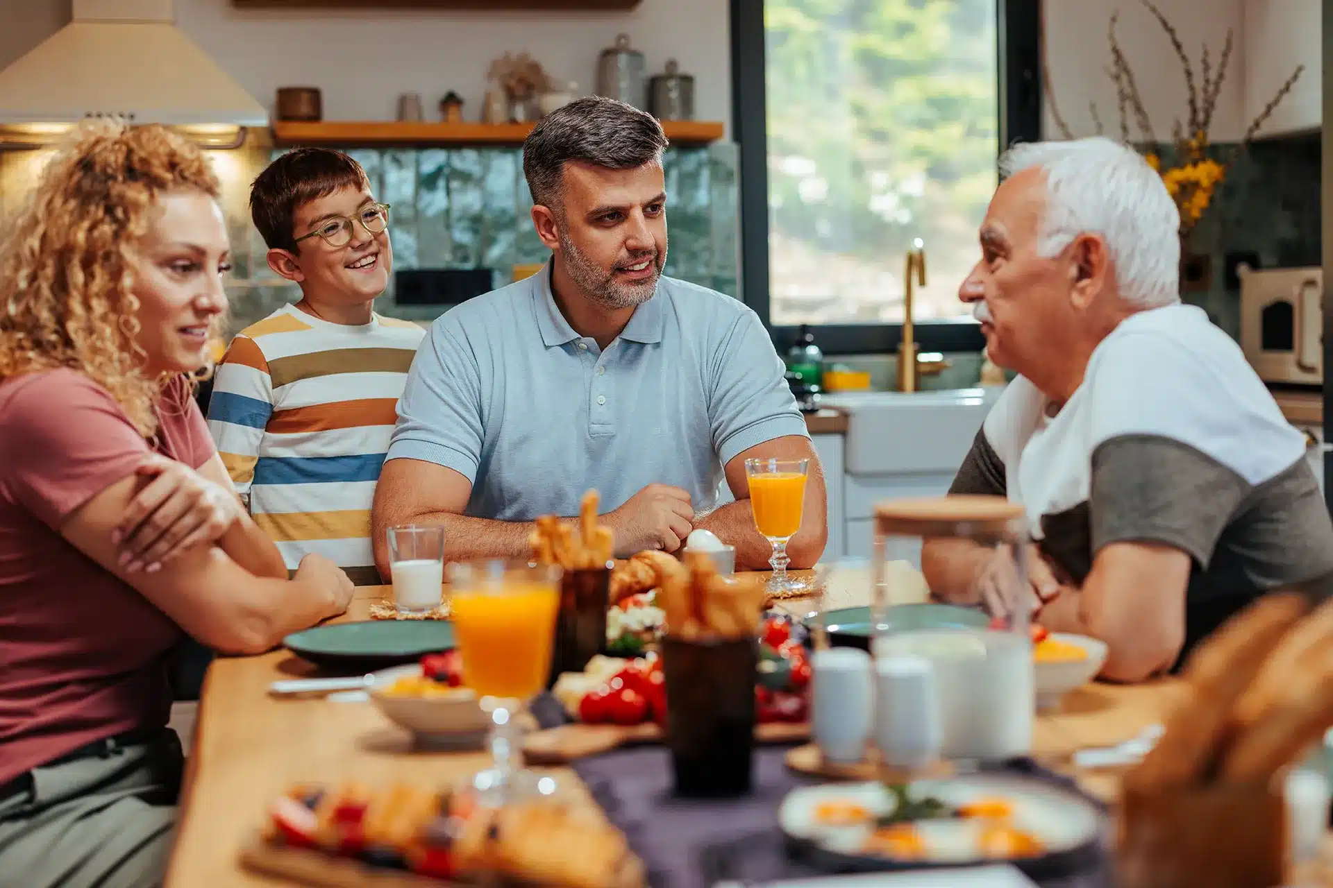 Family Gathering 2156107484 1920